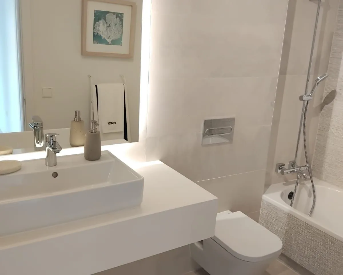 cda3879a-2184-4eeb-b5ef-1bbc8f54d69d