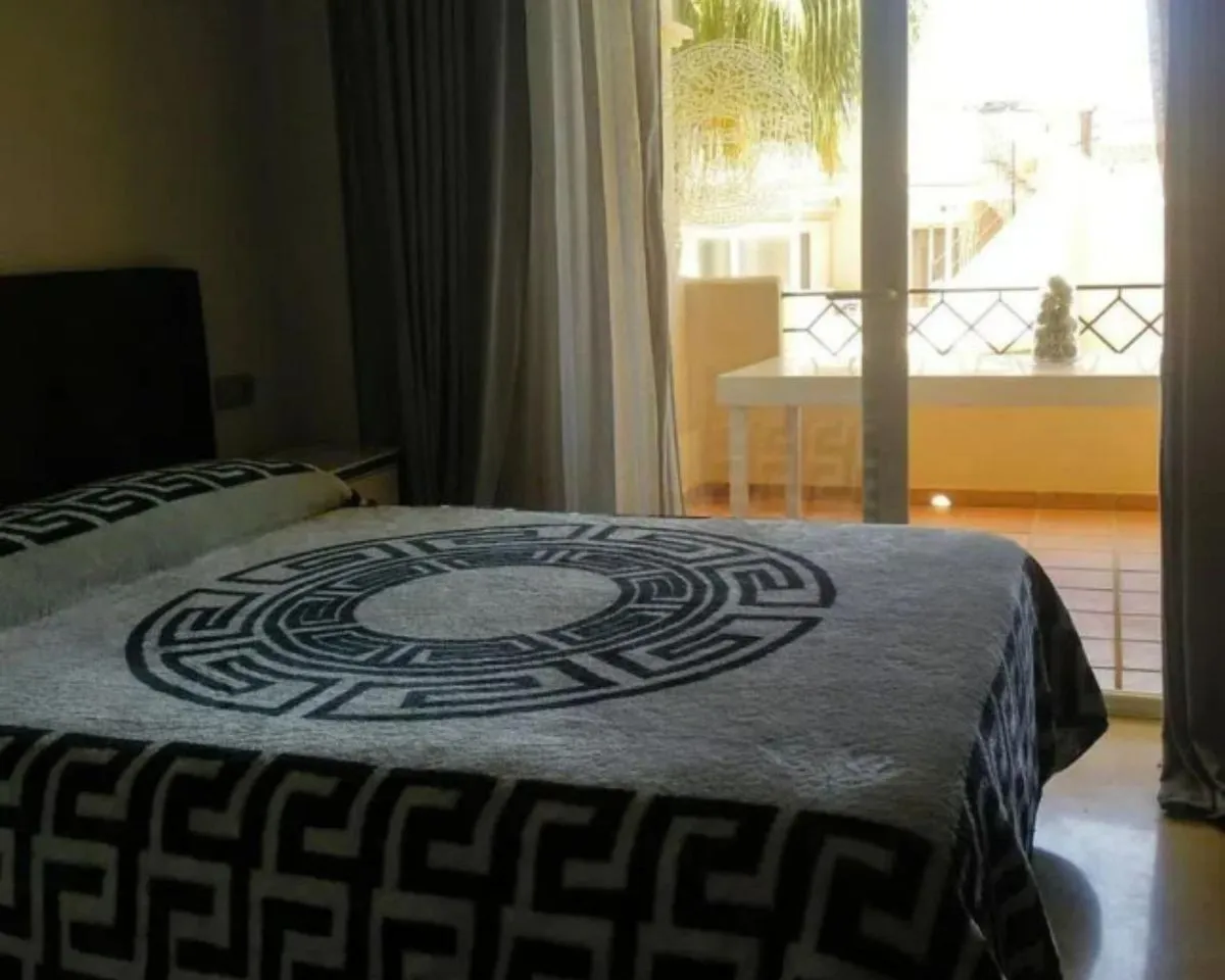 82ef2a1e-5852-41db-9601-ebdcaed4fc57