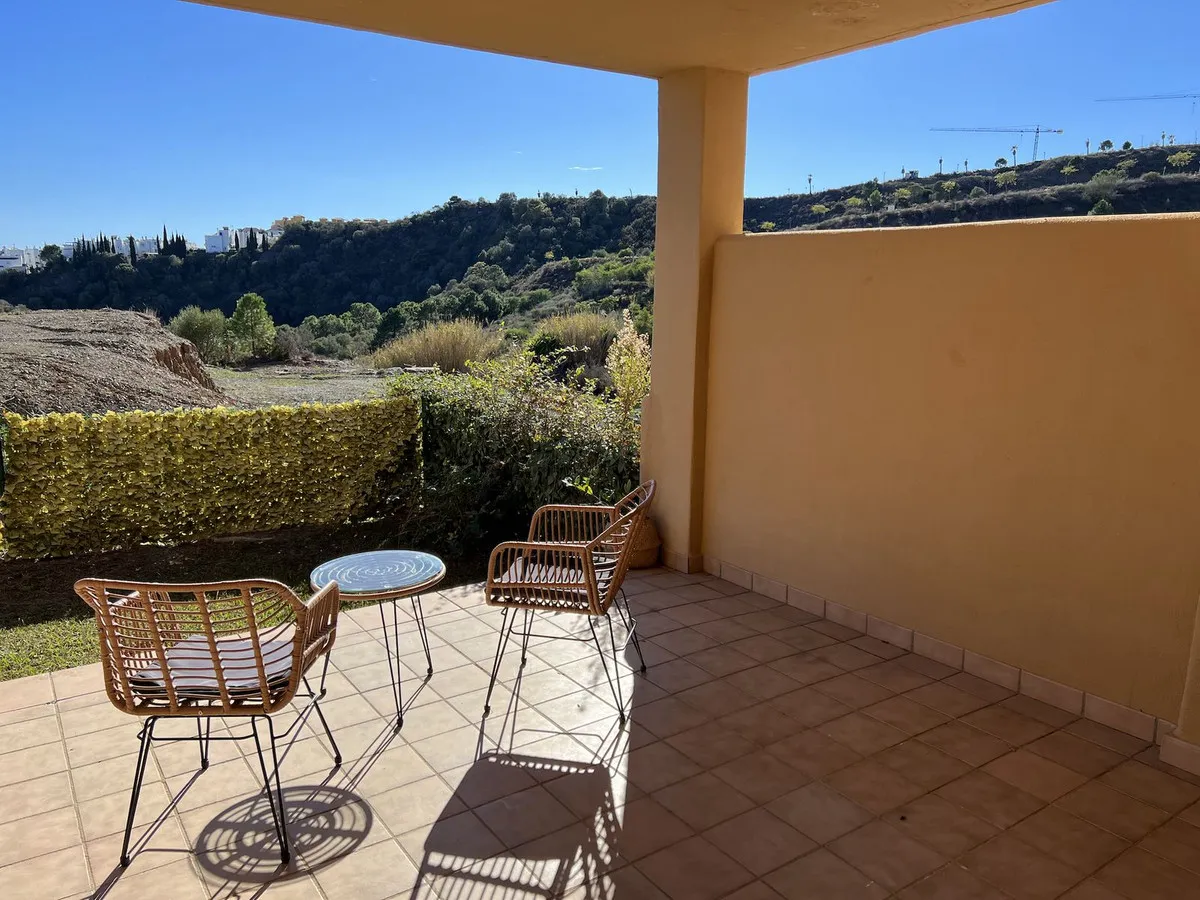 1e6b18d3-4e55-4aa1-adf2-96df9cb750ae