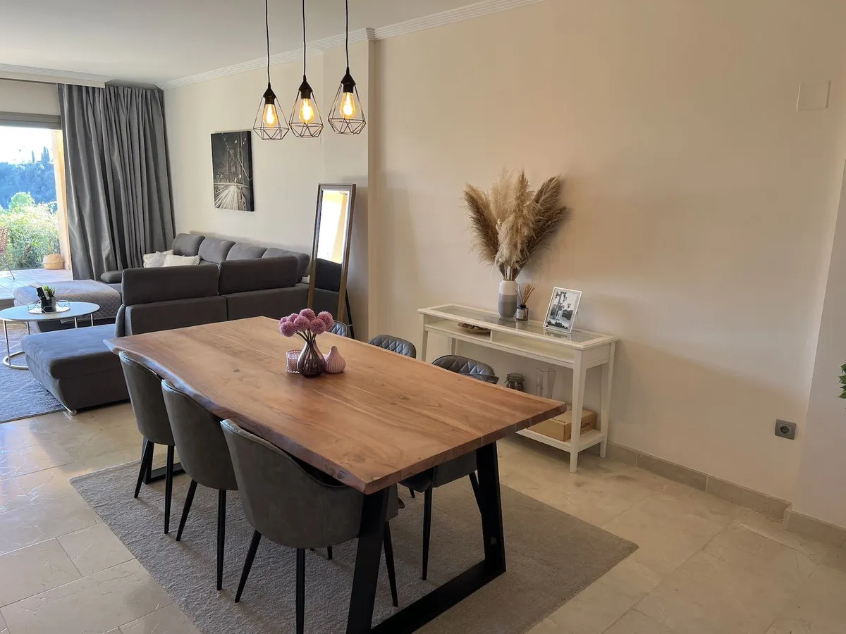 2aa48679-7498-4673-90a8-9ec71943ca08