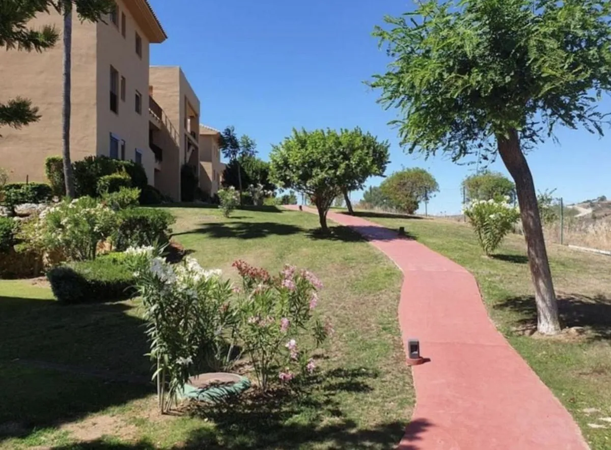 3e2f6565-6236-4f69-9f24-8d540282a2eb