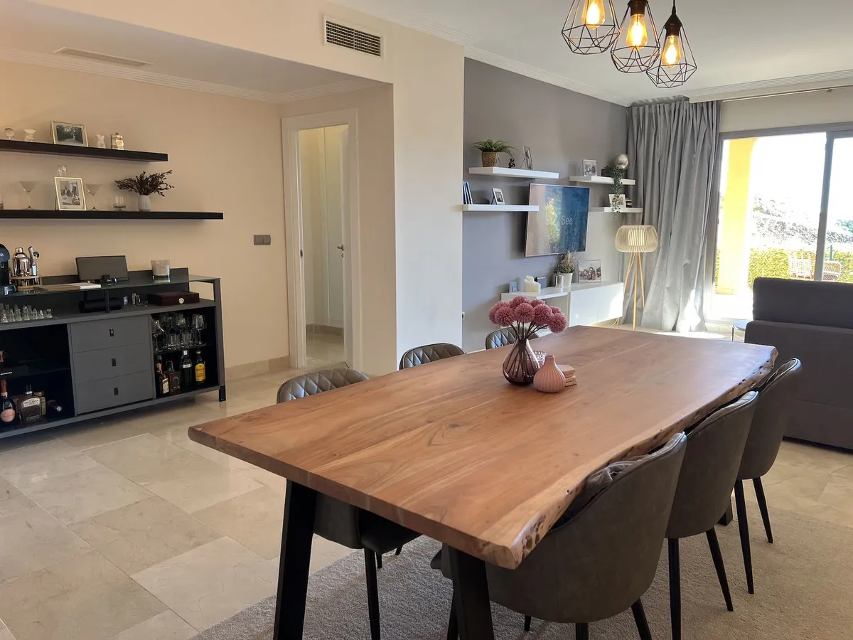 8fc04b8d-7b31-47aa-8d88-1909cabdc870