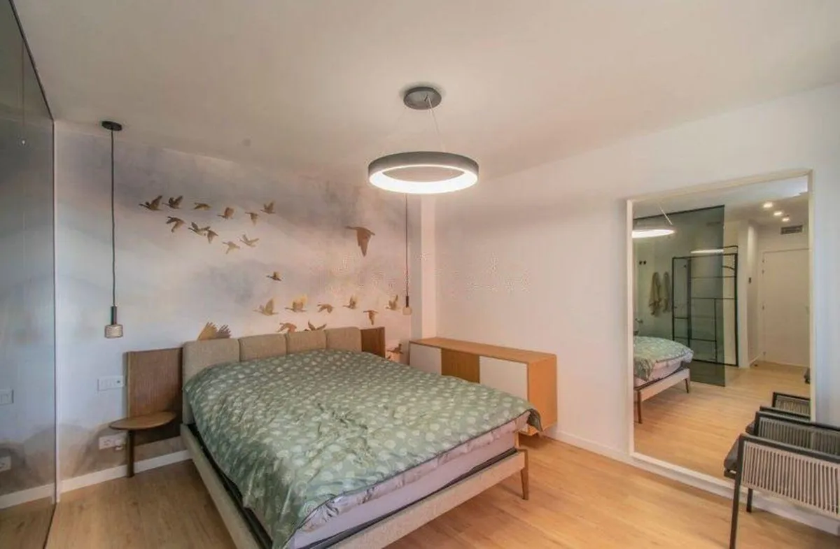 badf5064-dca3-44cd-b218-c1ab70196986