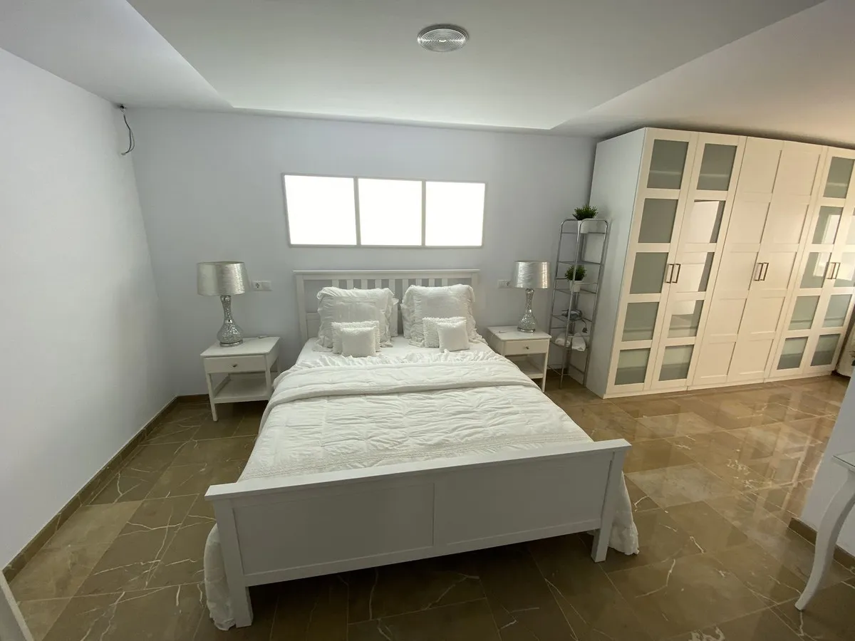 6fc87c10-ef66-4c02-a7bd-d12e74cb9bf8