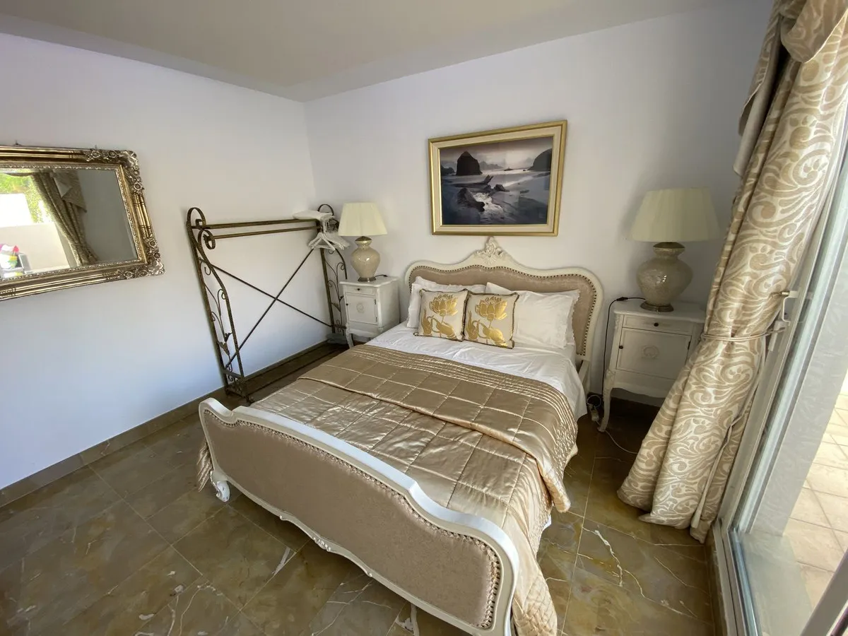 a9816894-96bb-4c8a-9e75-e3148e7d0624