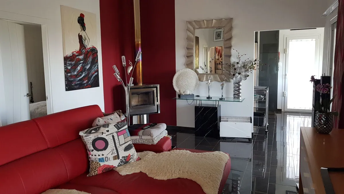 89b307d1-072c-4e8f-9d97-f50d08f1438f