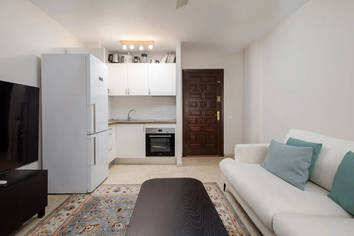 6704c011-3979-42ea-9d83-618d9195afbc