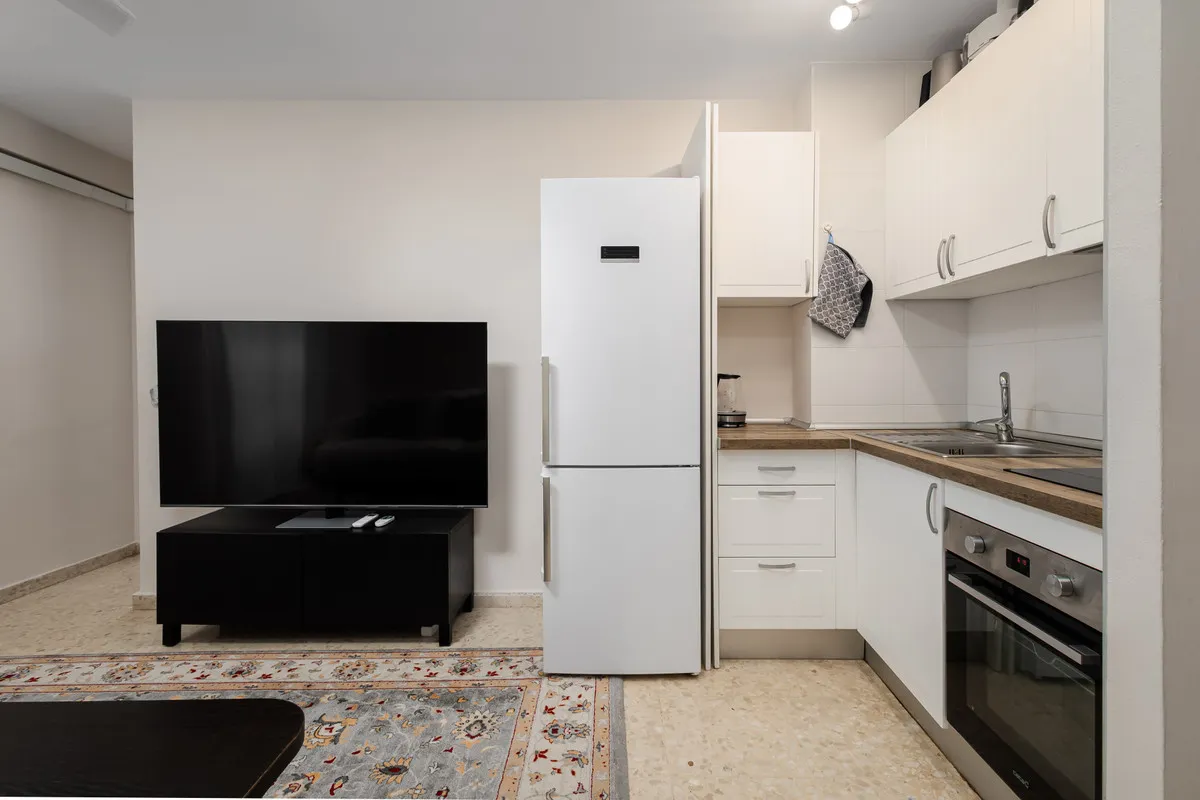 a7923084-1d9d-4a62-9a1c-416c9ceb02c1