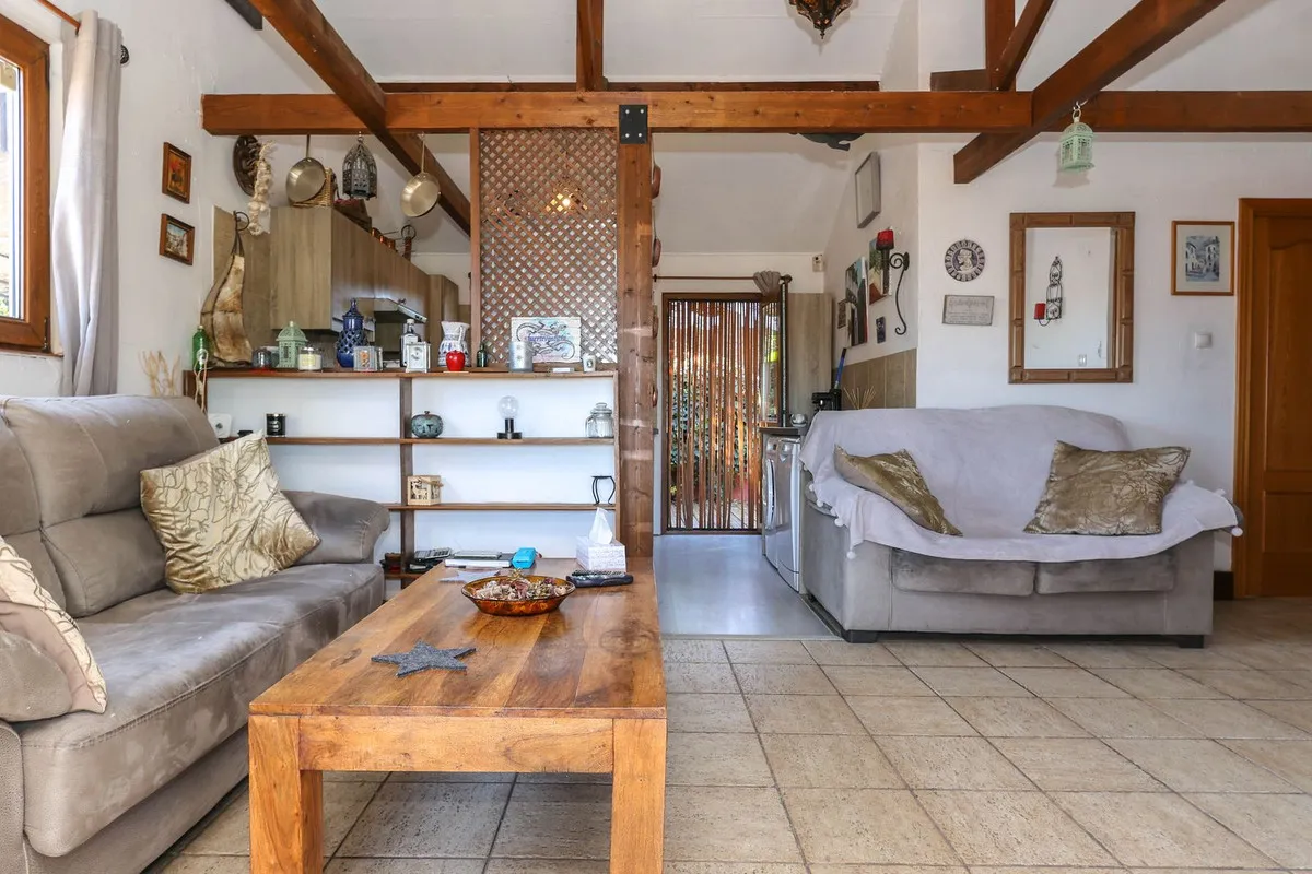 a2c0e3c0-d998-47fd-a7e8-c2d46e7e1f14