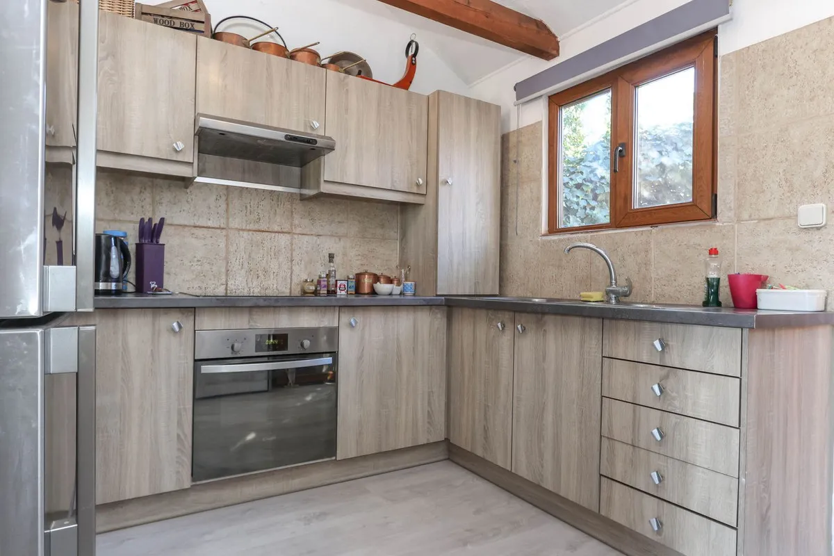 eac118c8-0ccb-4c95-aebb-e59695324caa