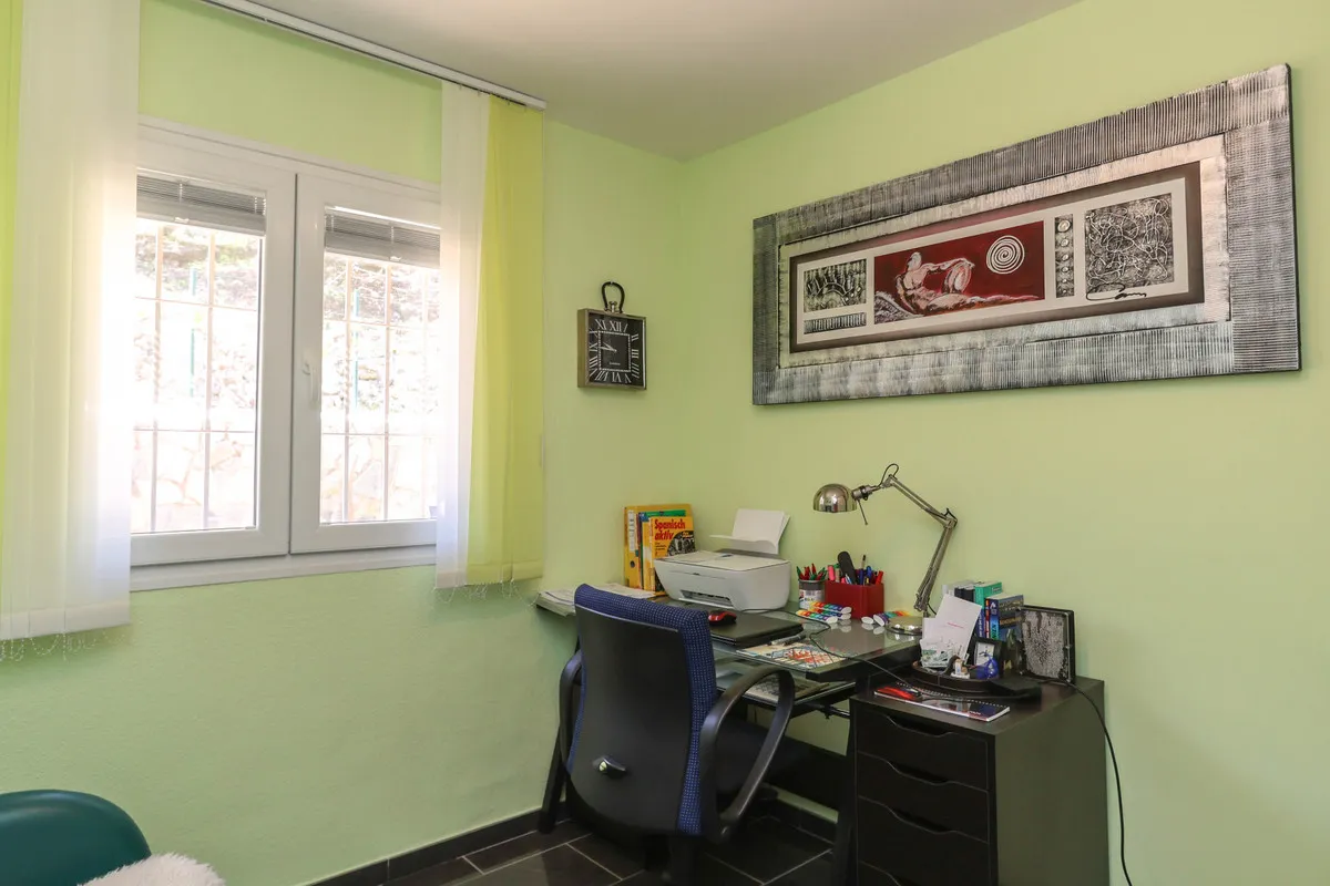 a6711ba4-255b-4d7f-854d-9974f50f9fba