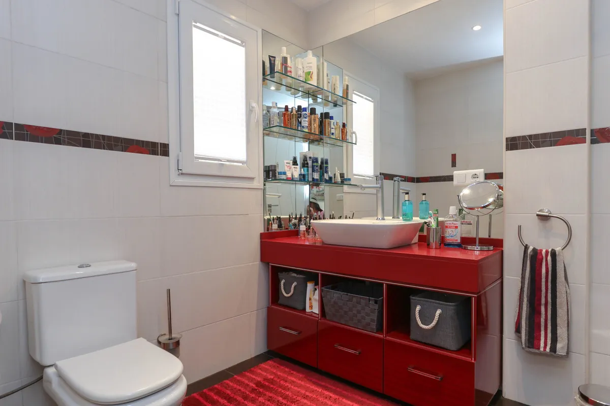 a907d13f-5415-4412-821e-be6fd9741b42