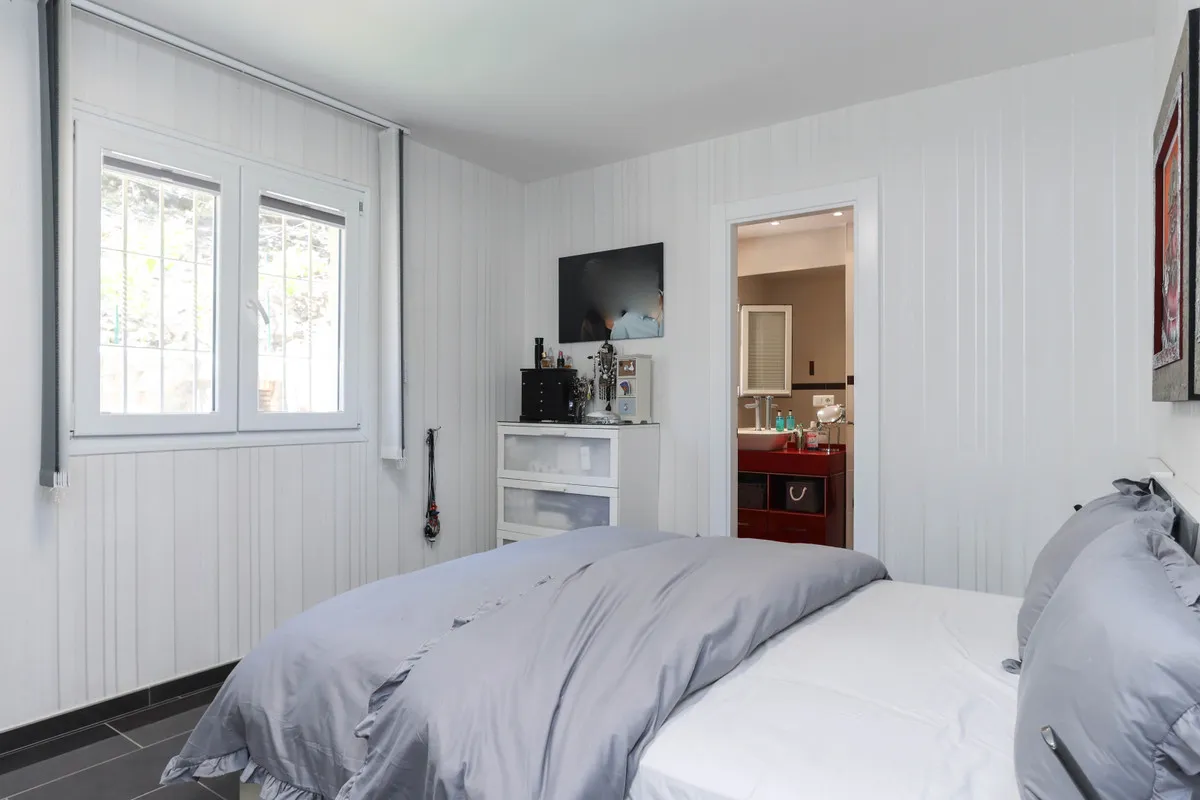 ad5f1965-f2e3-4fd4-9dda-9e58a3a8677a