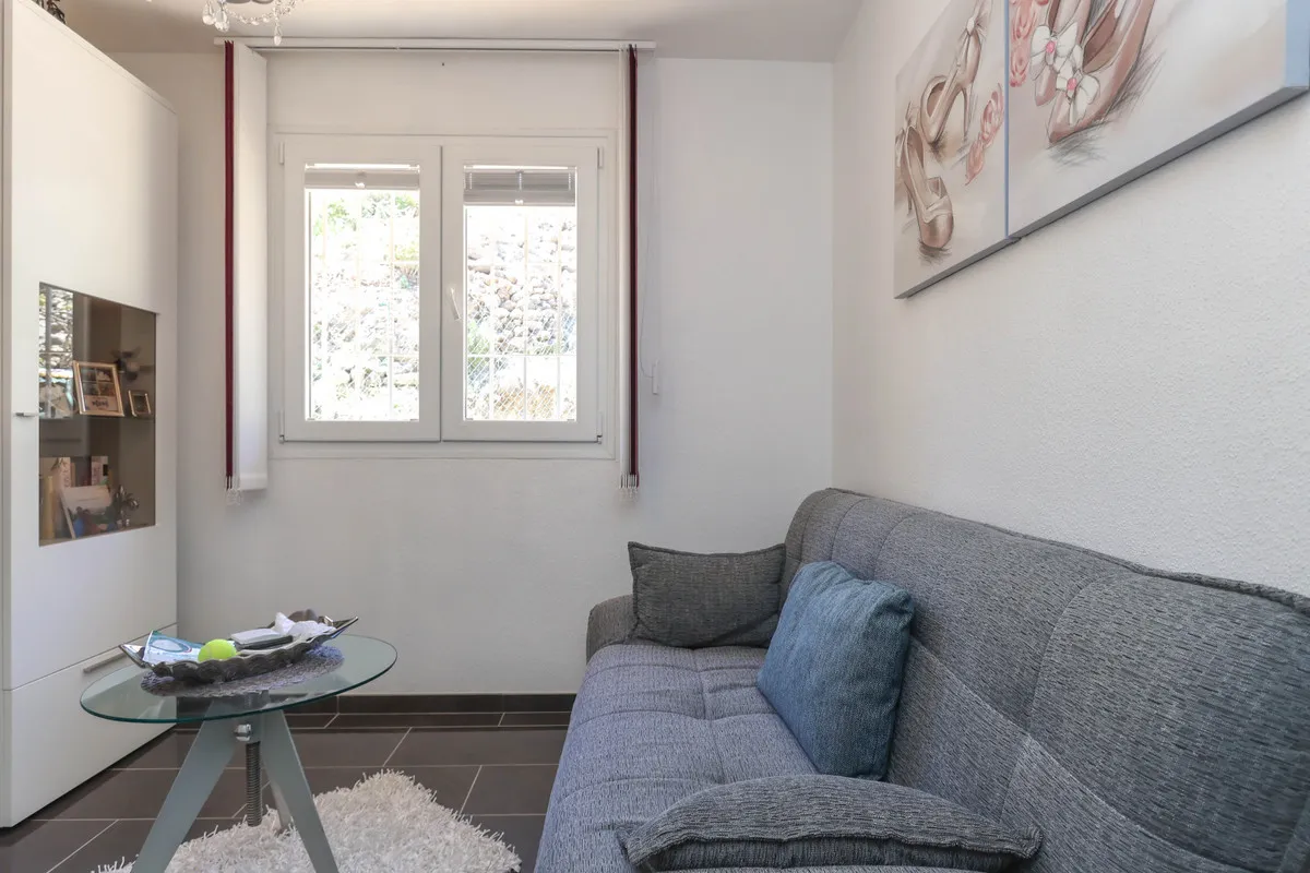 f454fdd4-b6a4-4cb9-9570-0be8ca951850