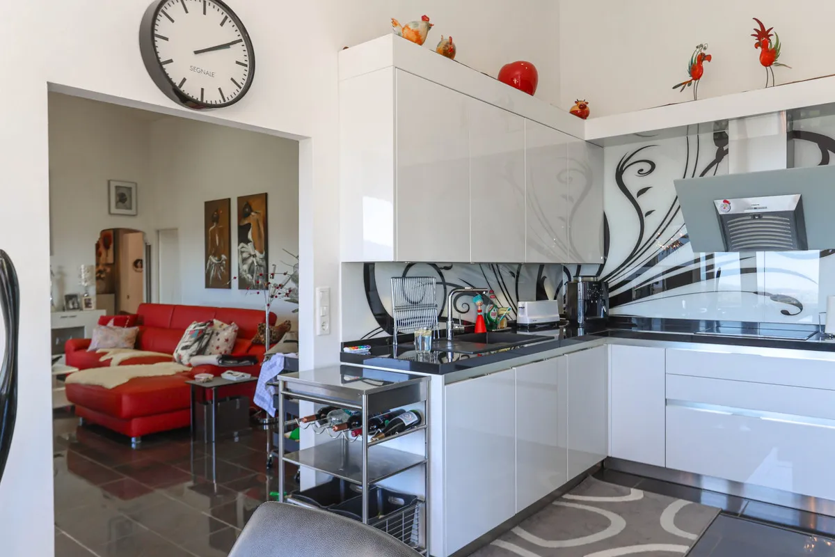 fd8ad67c-9fa1-4e0d-b704-408081941bb7