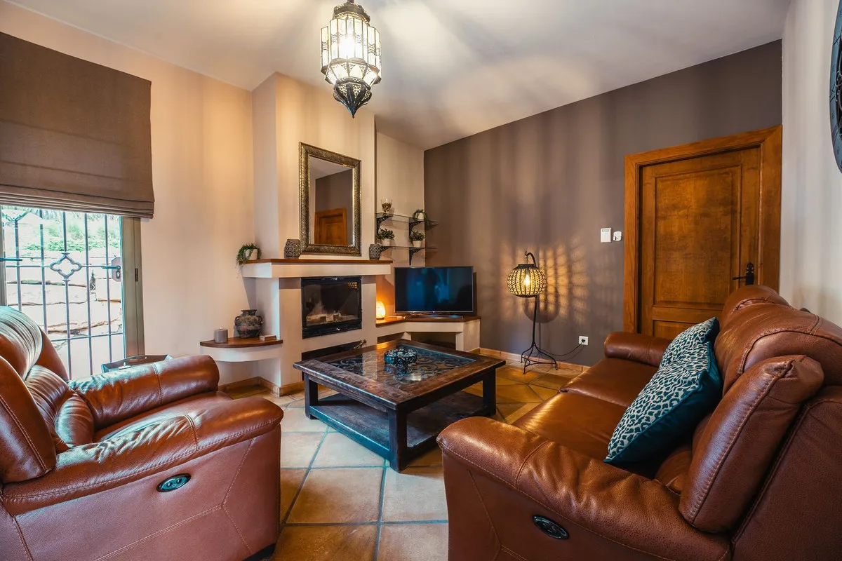 021f2d2b-a678-4795-a69a-c00113b40741