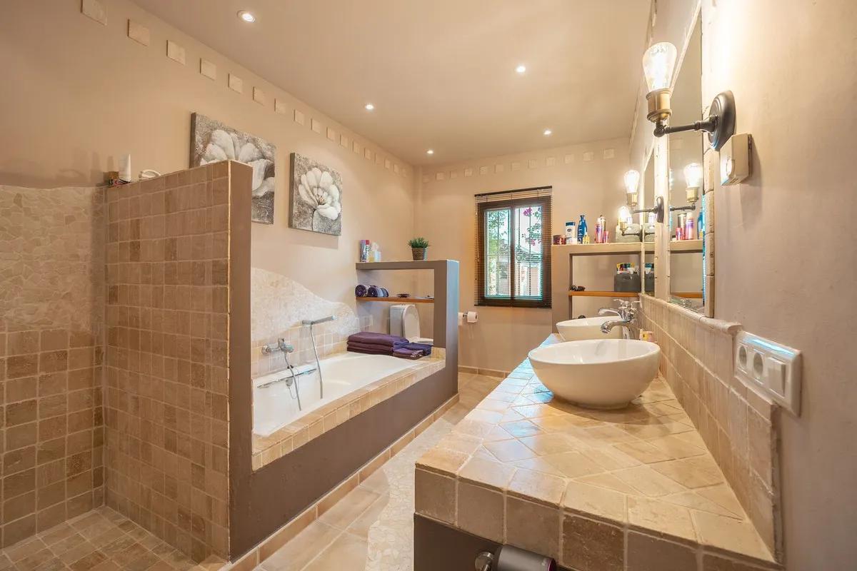 4403d559-2a43-4778-9417-f7e40b59a988