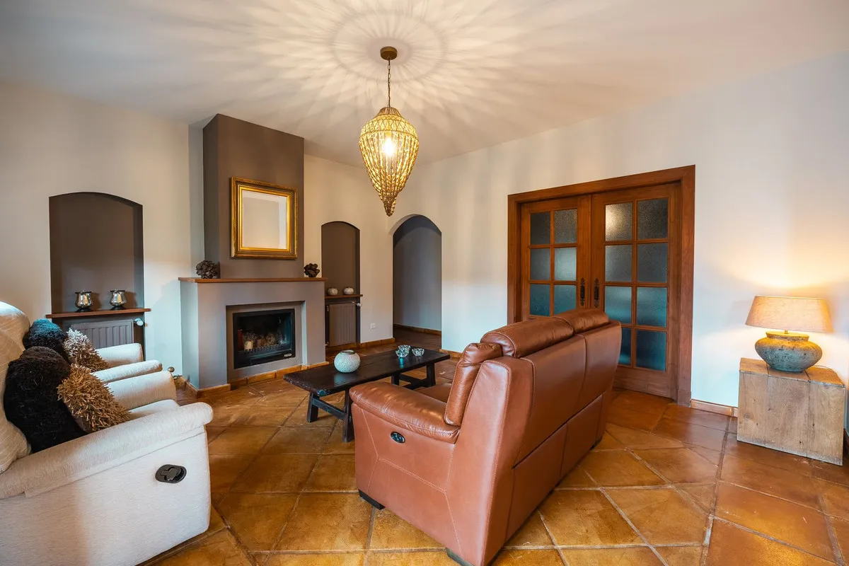 6a177c7c-4e9e-479c-b938-7a016c3550c9