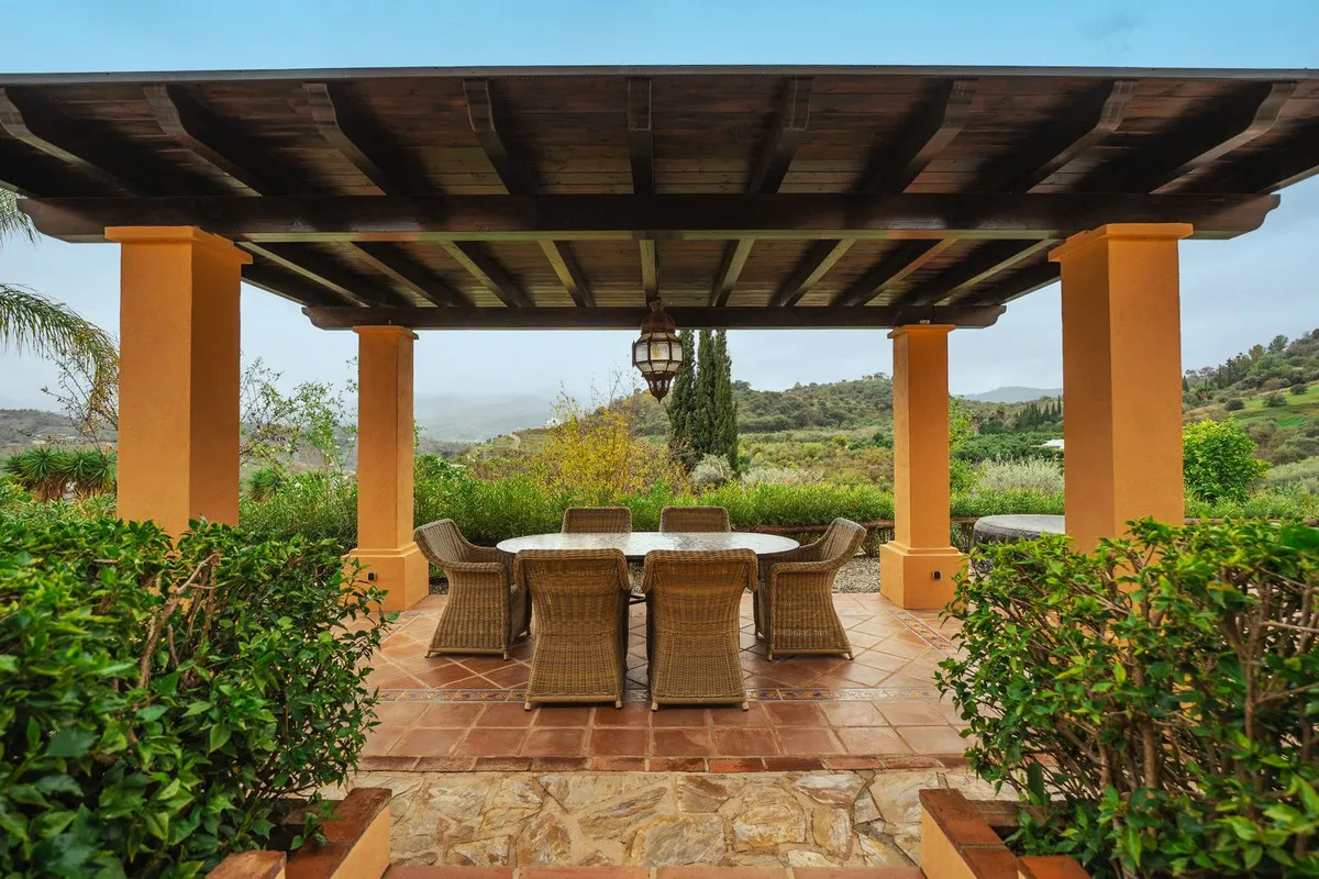 dda891fd-6aa4-44f7-8adb-2c338ed48f8b