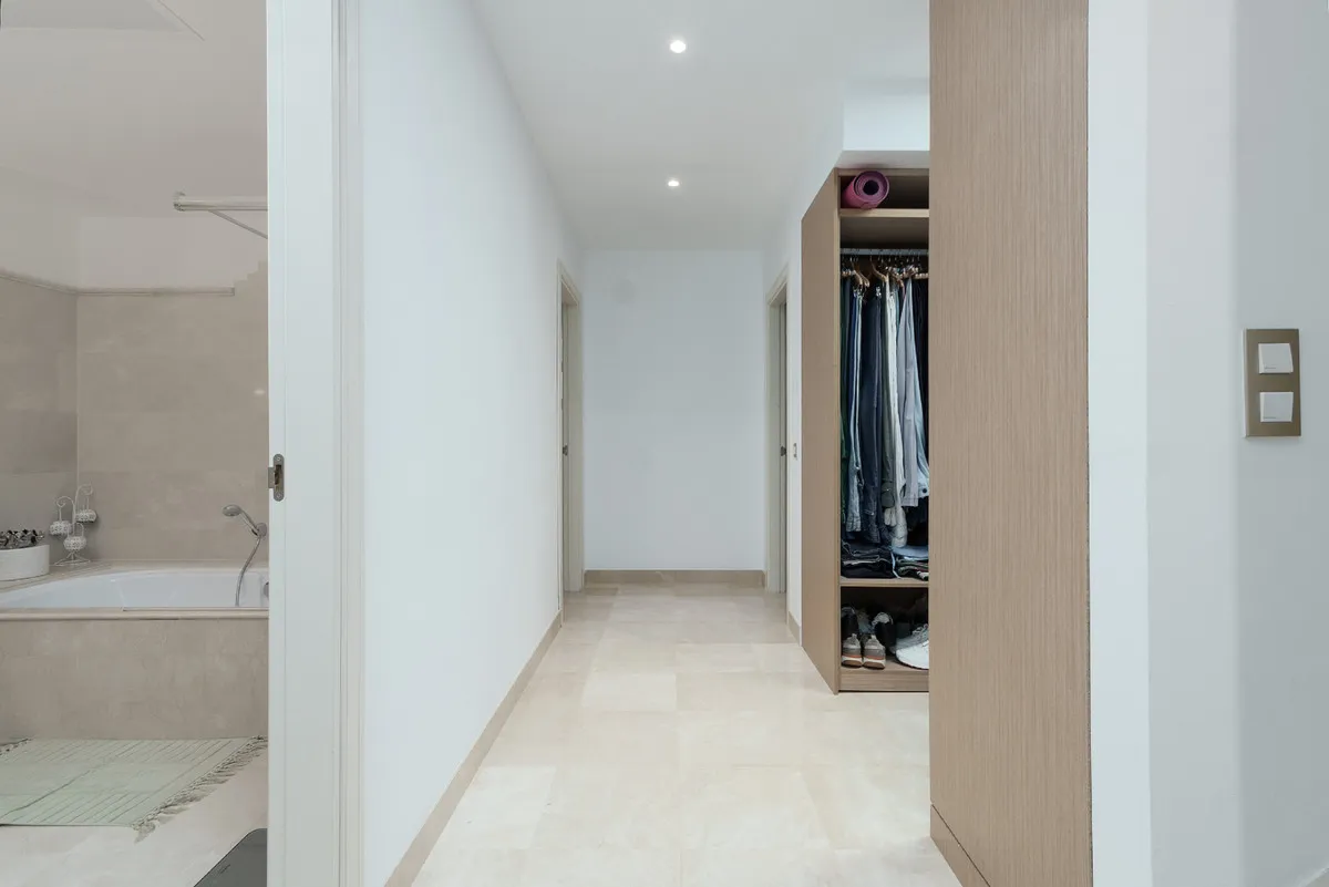 9cb9b266-07d0-41af-8998-3cbbbcec1be9