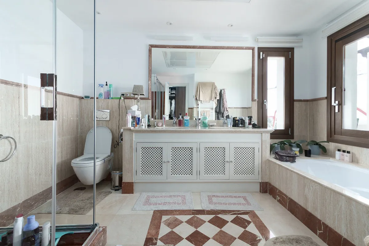 a51beb31-a4b2-4269-9d59-b1571e74531d