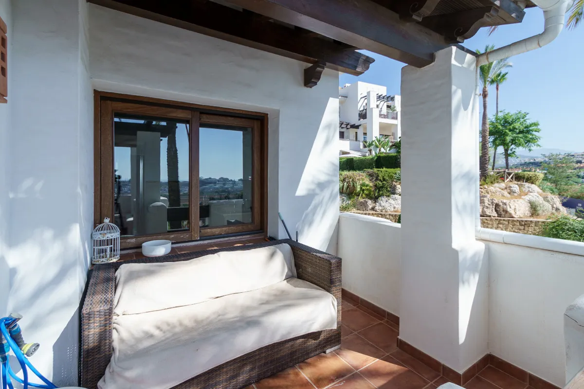 ccccfe5d-0e41-4fce-91b9-1758f64ea8b9