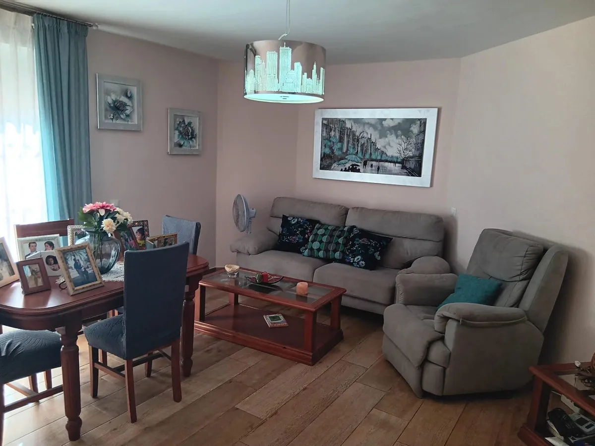 84070356-1006-4bfb-b518-e701822e9183