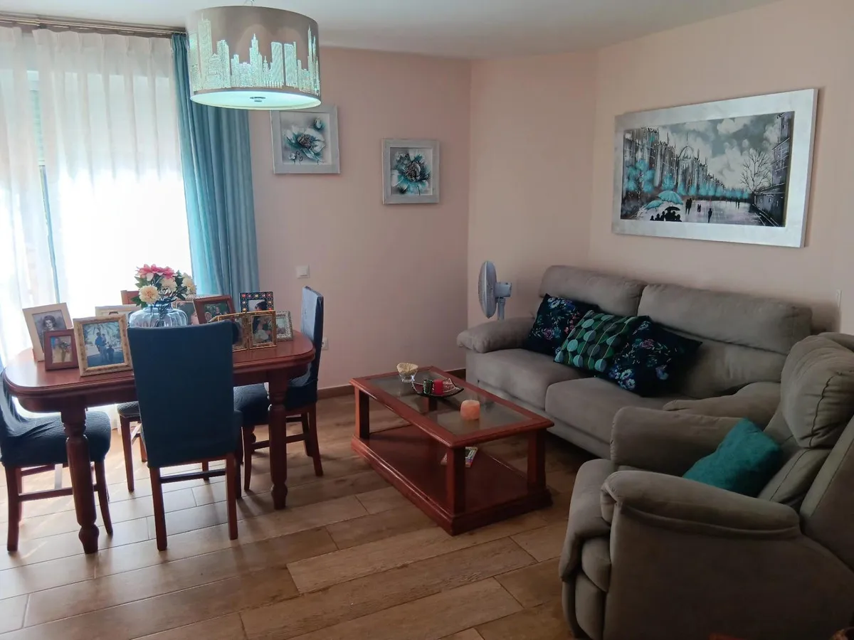 8b0933b1-f0fa-451a-a968-919715590b71