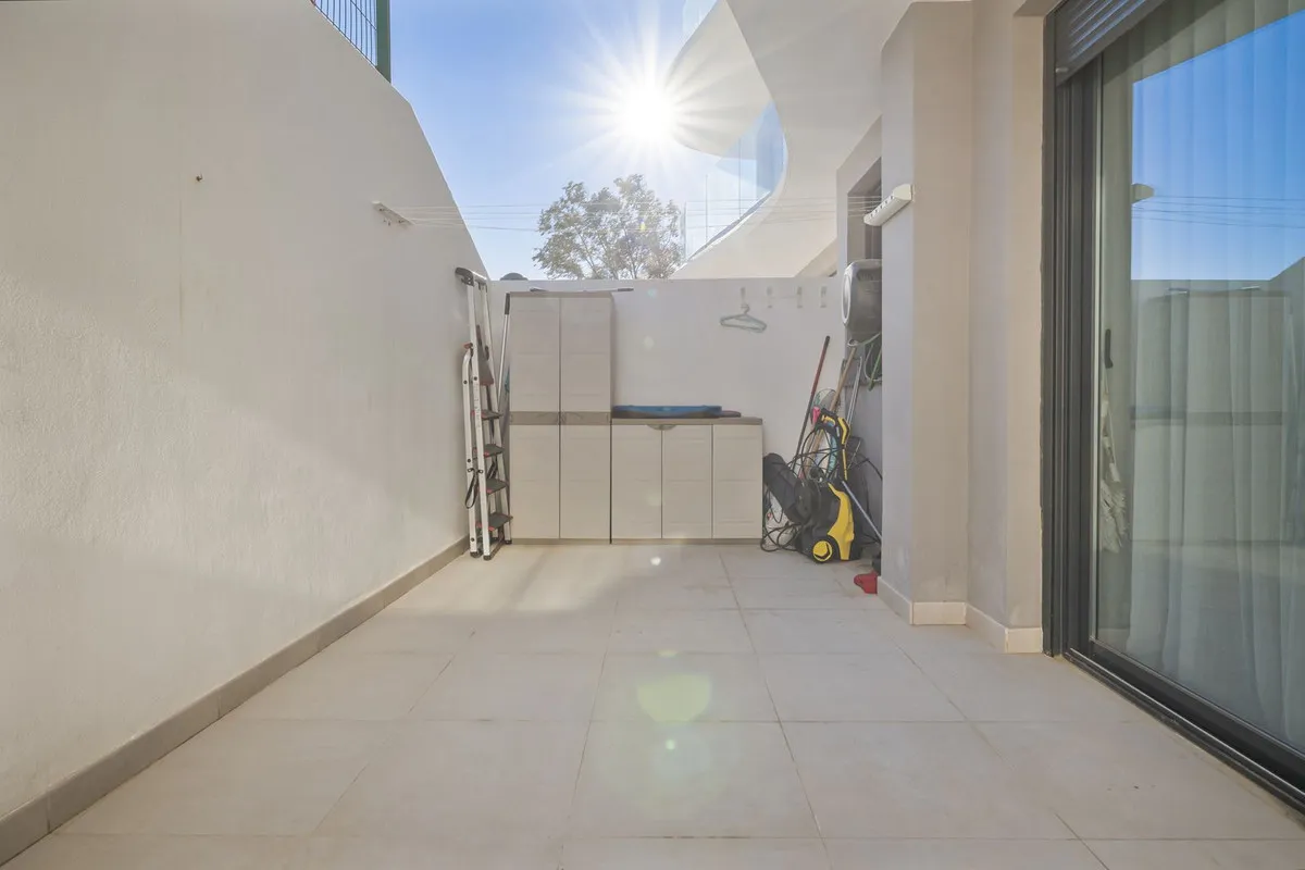 ea260790-c915-40d9-b4c3-a616f5ccd41d