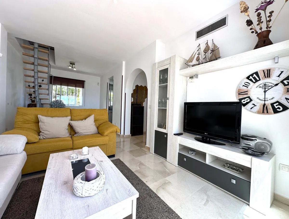 2f377b82-150c-46ee-a002-33112773896e