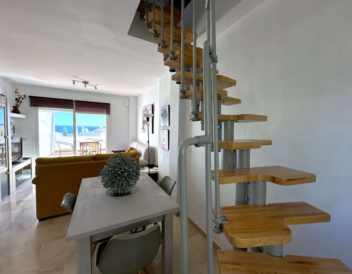 3bb81421-2057-4b3d-95d9-b0eb016dcd28