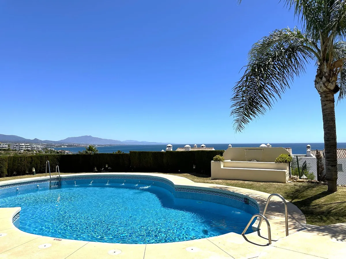 851f8418-c328-4ee3-af0c-ebbe1a361a26