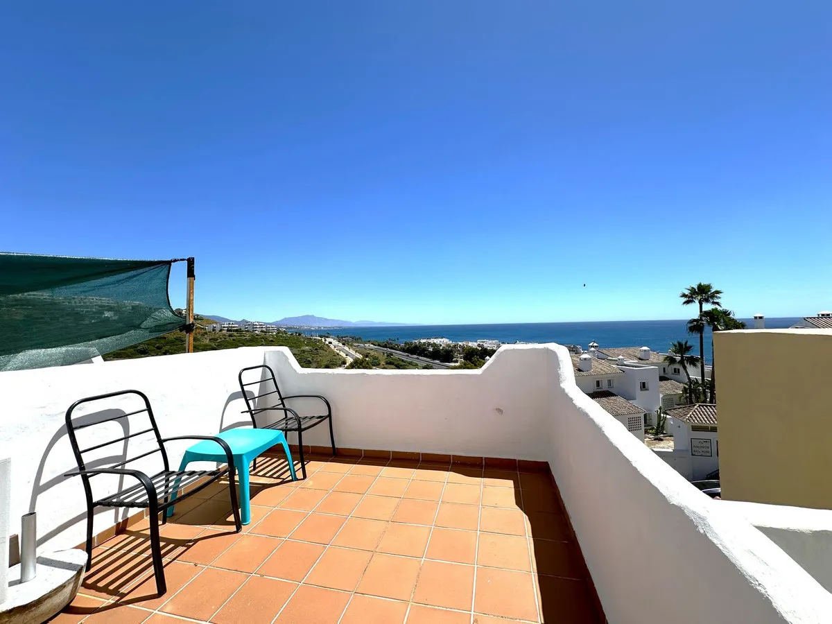 91033374-686f-4096-afd6-b3400266312e