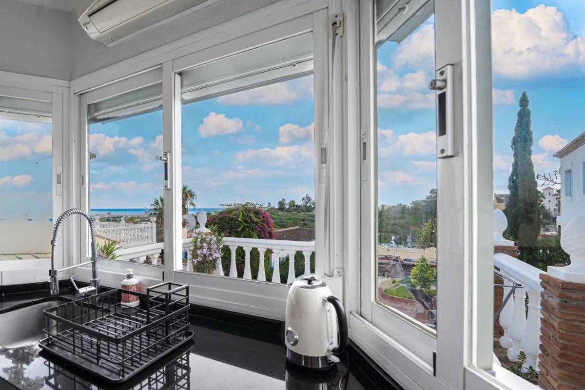 3c17f76d-ca4a-4824-b1f8-d340bd6105aa