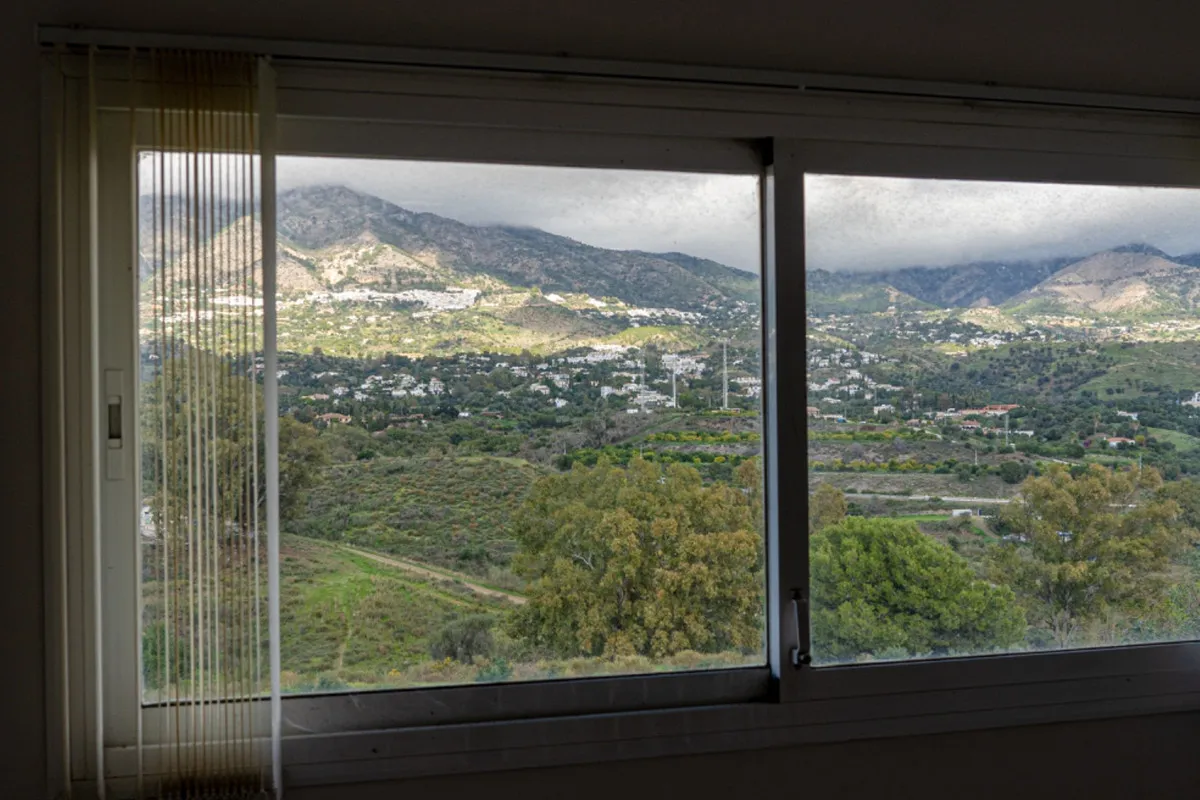 baa1573b-665e-44b7-8d4d-7459e1cdfa08