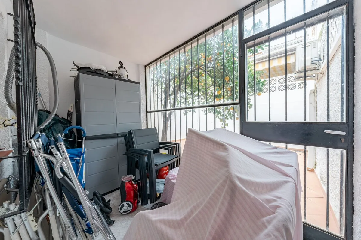 61fcab28-936c-4cc1-b151-e0a575ae3d5e