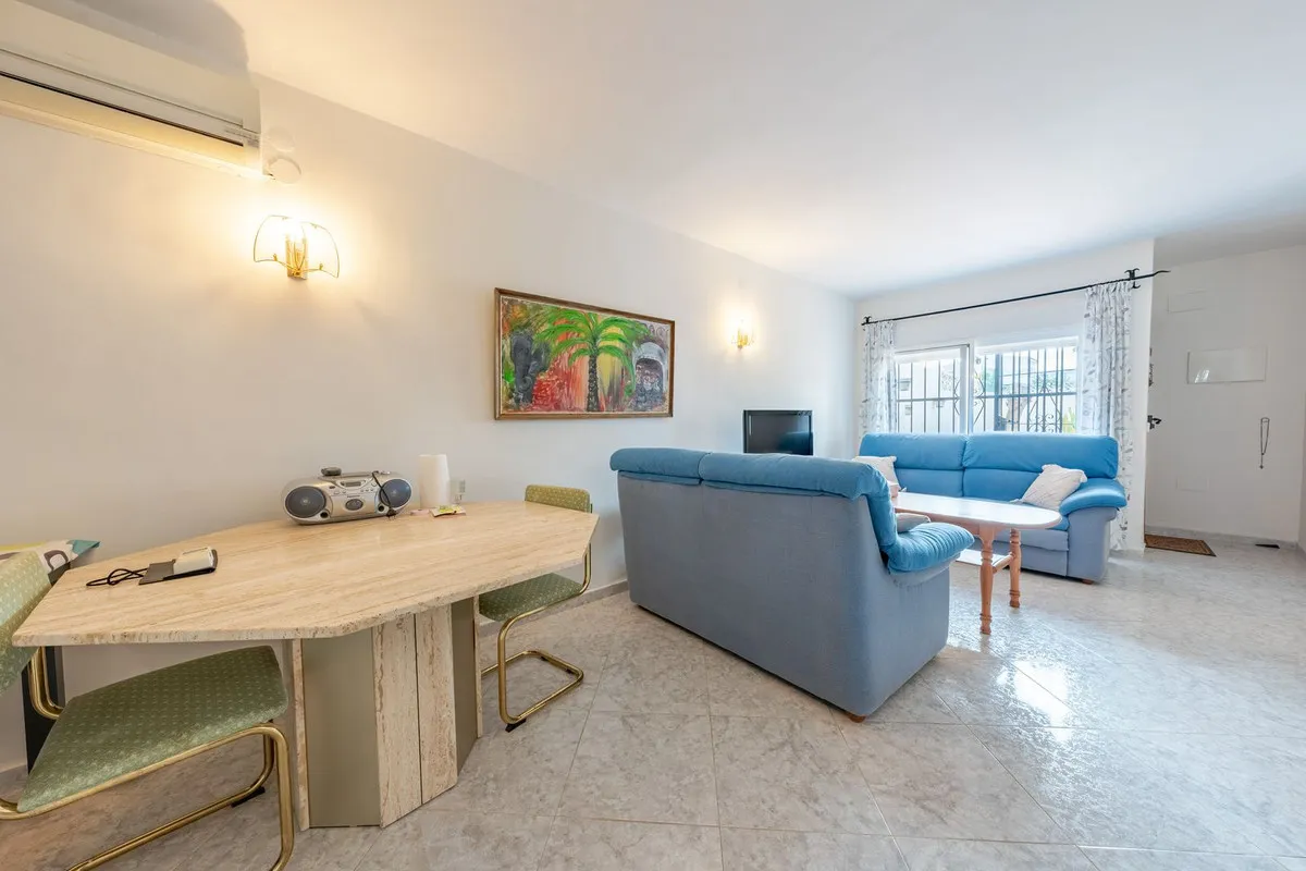 6e394ef1-6ce9-45c4-8193-66fe6e74467f