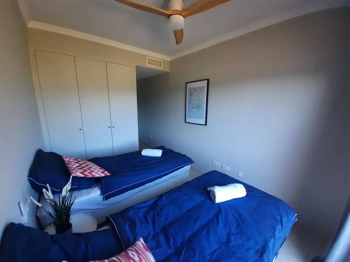 b440be87-6118-4236-bfa5-d482a6575f79