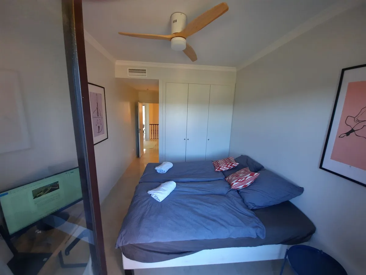 dc520d34-4650-44a8-8566-17d022687342