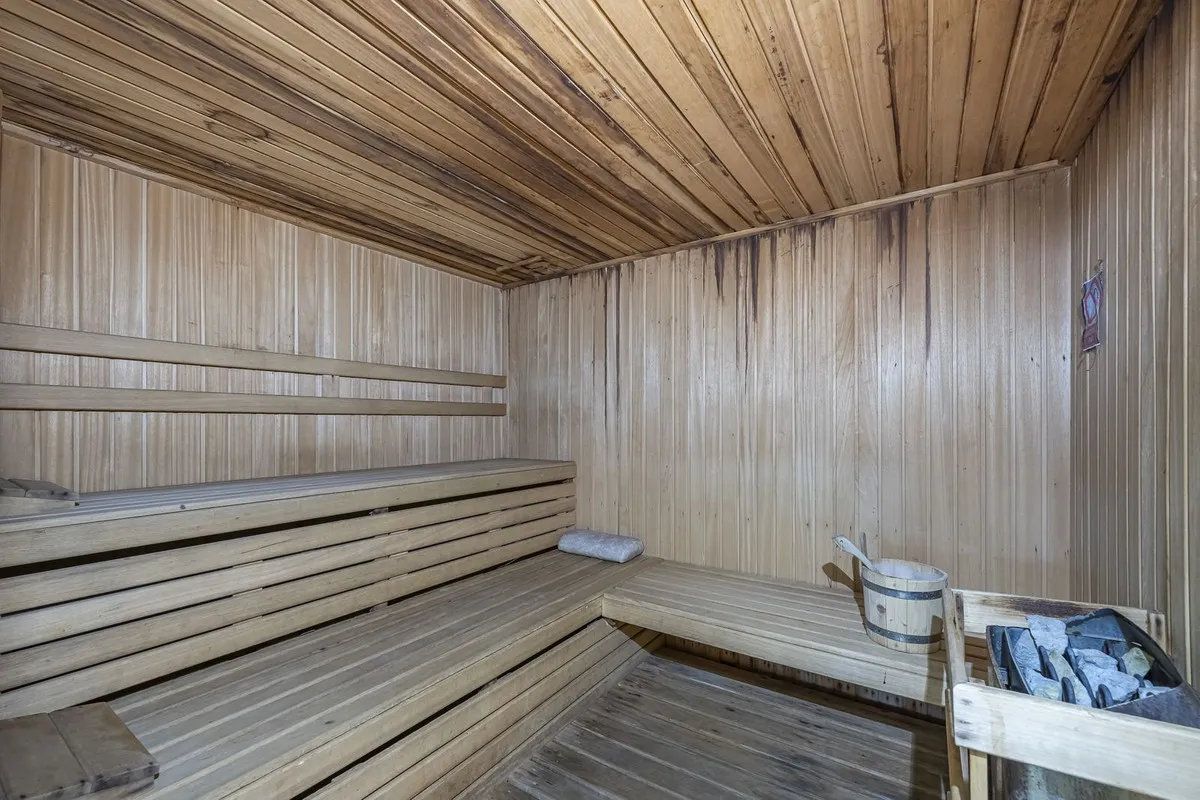 648b1390-cc9d-44f7-8b97-47bd79bfc453