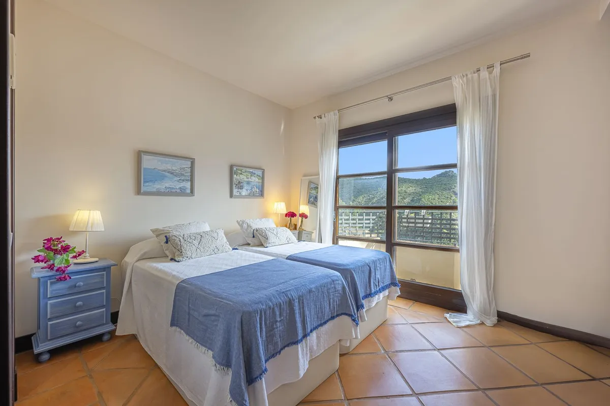 7fbaf5f4-332d-4a48-af53-57c8d12b9206