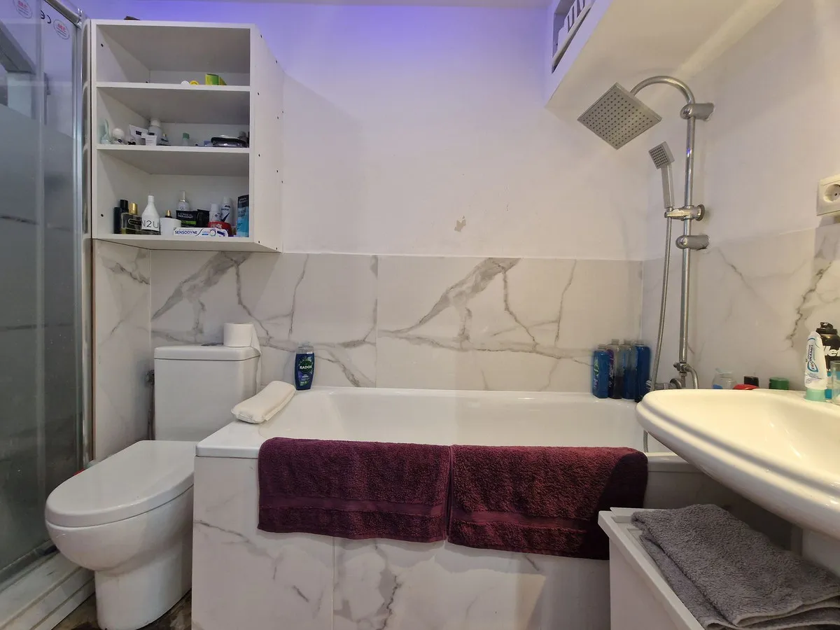 8c687020-af63-4338-849e-fe24ca6e2f9d