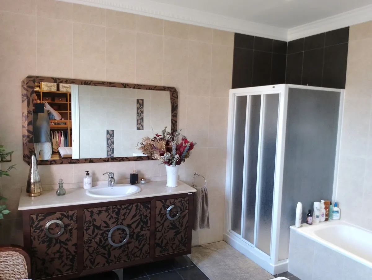 1d10266f-8569-4938-b736-5de2573c57aa