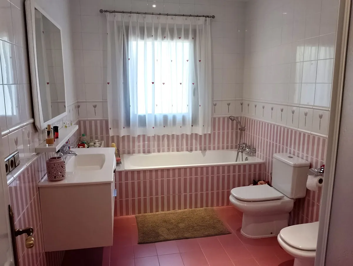 45a4547b-990f-4106-a511-82375f204f82