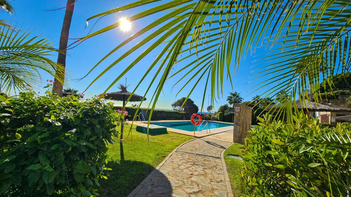 b9636a06-85e9-4aa6-b8fe-677bbf9e936e