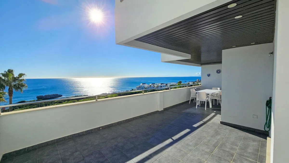 fb9720ec-69f8-4276-b009-6552312b9d36