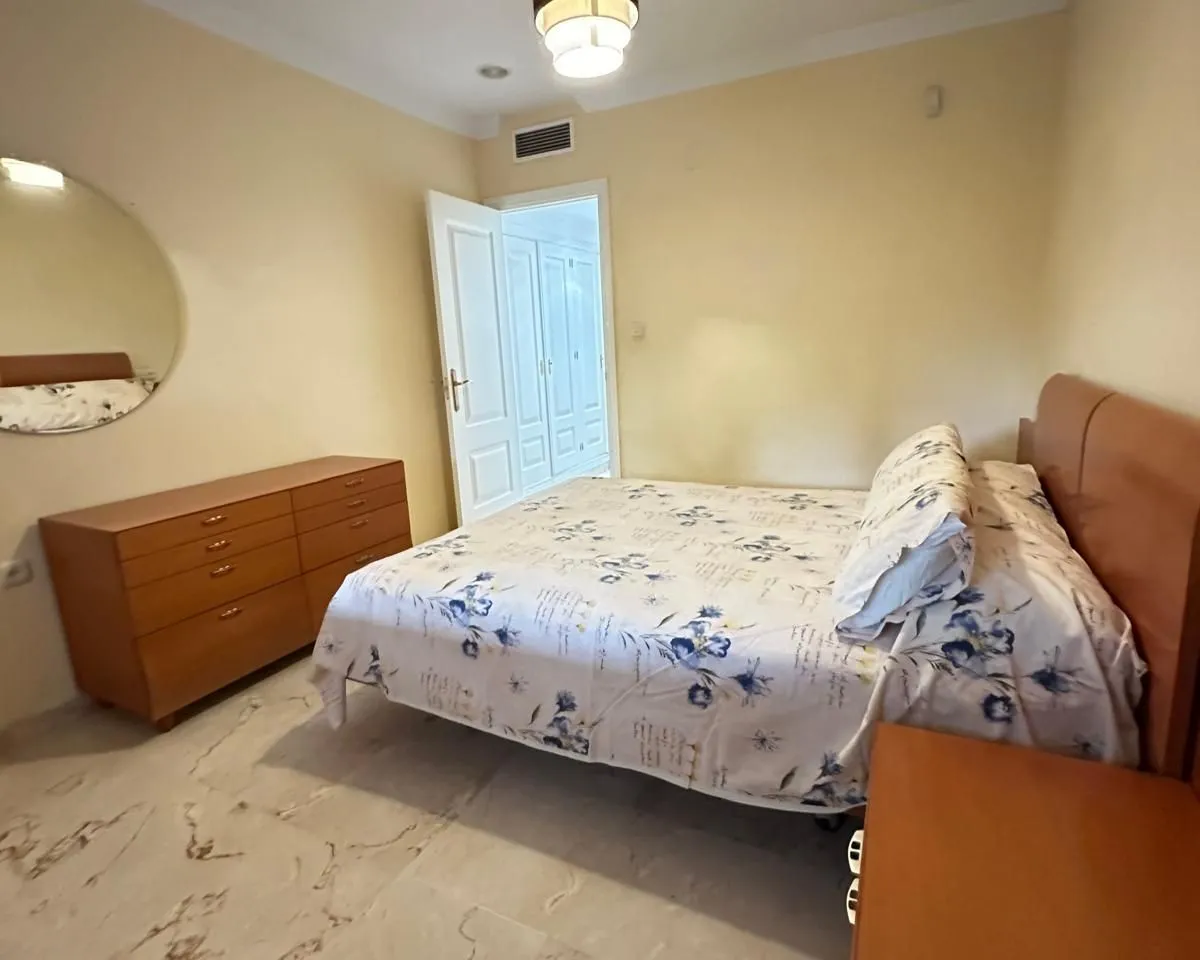 38de0aec-6014-4ca7-979e-6331a092a200