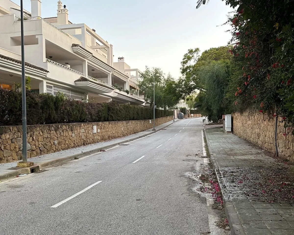 4ce1a92c-9ba5-49c5-bbd7-ceebe2c1f7c4