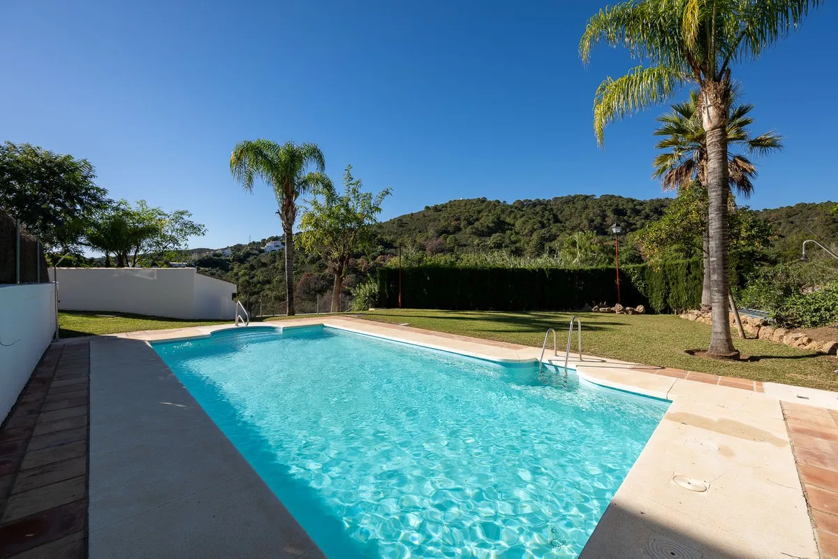 4f160e10-4f4d-4850-9c2d-782360d2c4b9