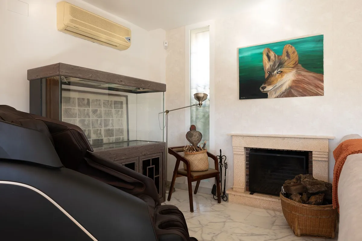 54fa5648-13e6-4b4d-8160-f45772f216fe